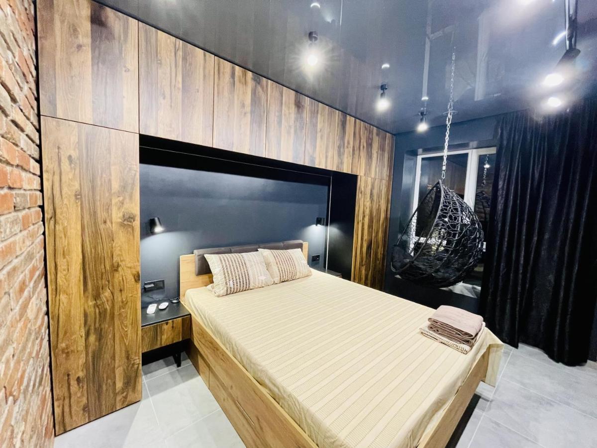Loft В River Park З Джакузі Dnjepropetovsk Buitenkant foto